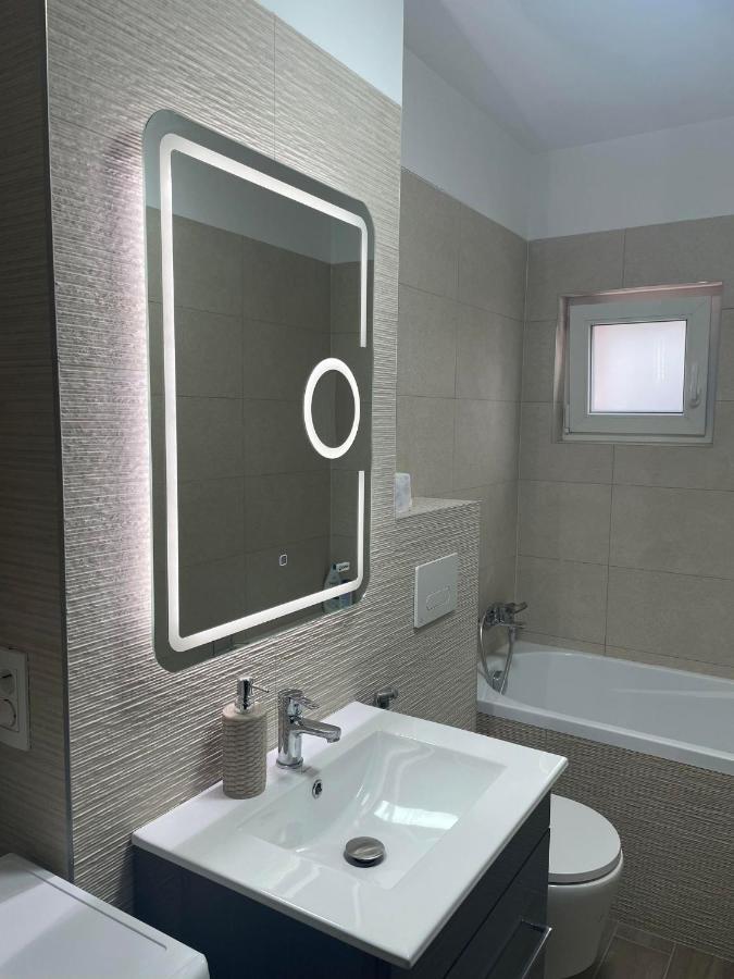 Armony Apartment Brasov Ngoại thất bức ảnh
